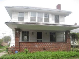 Foreclosed Home - 821 SW LINDENWOOD AVE, 66606