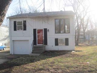 Foreclosed Home - 912 SW WATSON AVE, 66606