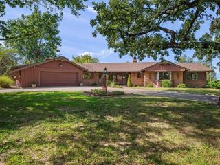 Foreclosed Home - 4808 SW WEST HILLS DR, 66606
