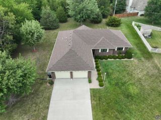 Foreclosed Home - 1500 SE 42ND ST, 66609