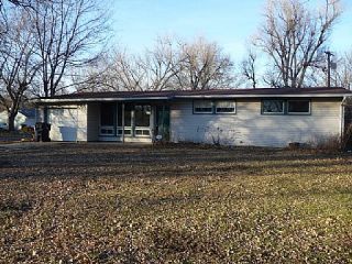 Foreclosed Home - 1424 SW CROIX ST, 66611