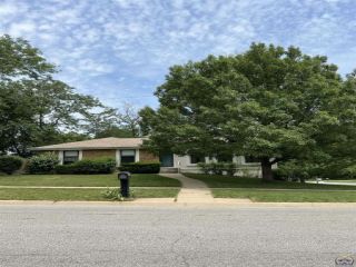 Foreclosed Home - 2338 SW WESTPORT DR, 66614