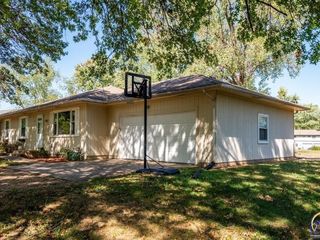 Foreclosed Home - 4212 NW MORLEY RD, 66618