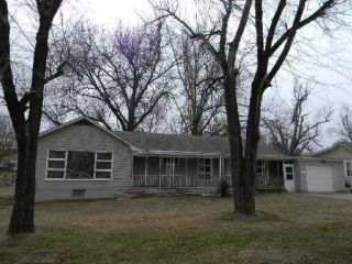 Foreclosed Home - 629 E 17TH ST, 66713