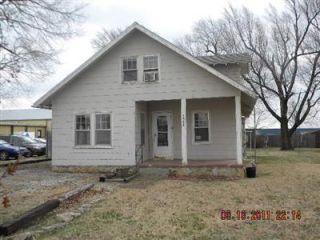 Foreclosed Home - 1502 S PLUMMER AVE, 66720