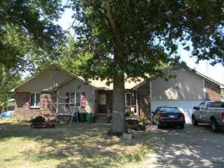 Foreclosed Home - 815 W PINE ST, 66725
