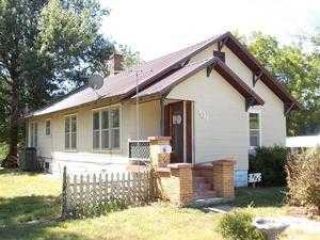 Foreclosed Home - 904 W MAPLE ST, 66725