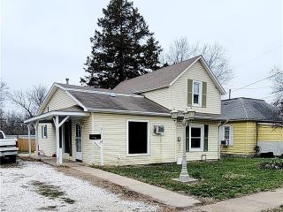Foreclosed Home - 611 E SPRUCE ST, 66749