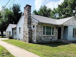 Foreclosed Home - 438 S KENTUCKY ST, 66749