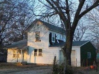 Foreclosed Home - 1024 W GRANBY AVE, 66757