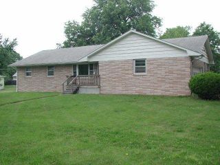 Foreclosed Home - 525 E 21ST ST, 66762