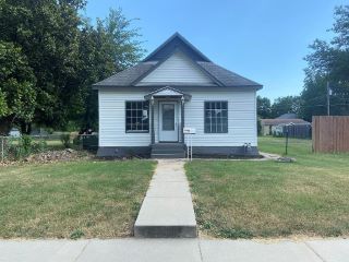 Foreclosed Home - 210 E 23RD ST, 66762