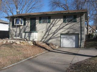 Foreclosed Home - 2008 MAPLECREST DR, 66801