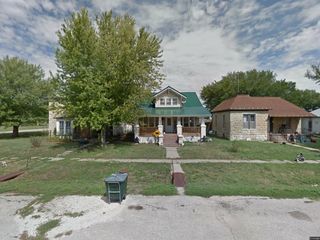 Foreclosed Home - 131 W 7TH ST, 66851
