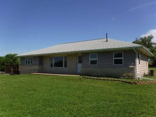 Foreclosed Home - 530 E 6th St, 66869