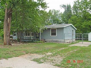 Foreclosed Home - 1524 N 6TH ST, 67005