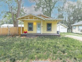 Foreclosed Home - 915 S 3RD ST, 67005