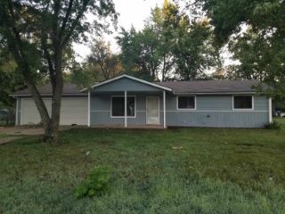 Foreclosed Home - 624 E VERMONT ST, 67045