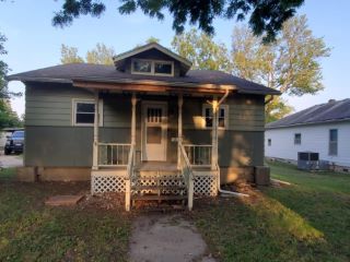 Foreclosed Home - 214 S MULBERRY ST, 67045
