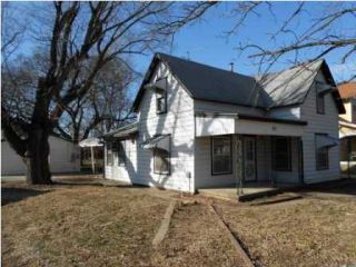 Foreclosed Home - 211 S COLLEGE AVE, 67110