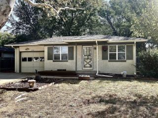 Foreclosed Home - 714 N 1ST AVE, 67110