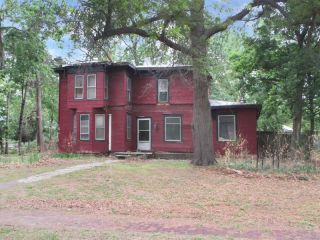 Foreclosed Home - 806 E 7TH ST, 67114