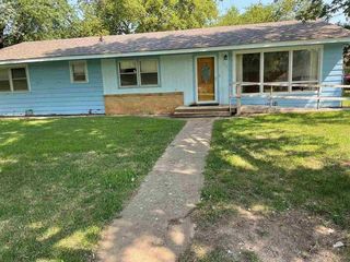 Foreclosed Home - 315 W MAPLE ST, 67119