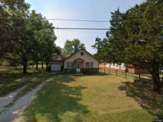 Foreclosed Home - 2205 CENTRAL AVE, 67156