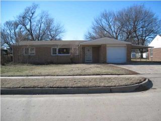 Foreclosed Home - 3139 N COOLIDGE AVE, 67204