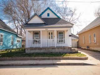 Foreclosed Home - 2304 N FAIRVIEW AVE, 67204