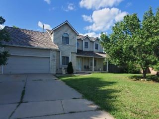 Foreclosed Home - 7248 E CHADOWES ST, 67206