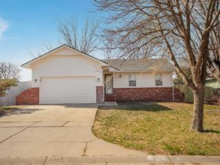 Foreclosed Home - 10715 E LOCKMOOR ST, 67207