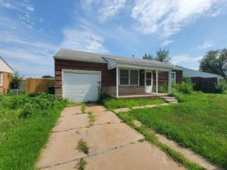 Foreclosed Home - 720 S ROYAL RD, 67207