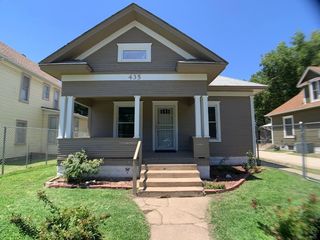 Foreclosed Home - 435 S WALNUT ST, 67213