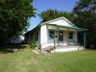 Foreclosed Home - 939 N INDIANA AVE, 67214