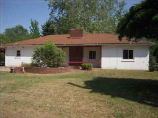 Foreclosed Home - 2825 E GLEN OAKS DR, 67216