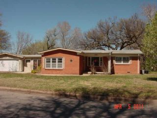 Foreclosed Home - 1002 W 34TH ST S, 67217