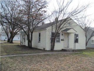 Foreclosed Home - 816 S CRESTWAY ST, 67218