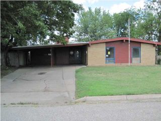 Foreclosed Home - 1030 E BEAUMONT ST, 67219