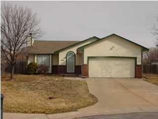 Foreclosed Home - 4342 N WOODLAWN CT, 67220
