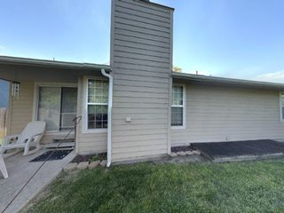 Foreclosed Home - 508 S WHEATLAND ST, 67235