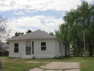 Foreclosed Home - 1309 W CHESTNUT ST, 67301