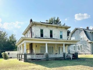 Foreclosed Home - 415 N 10TH ST, 67301