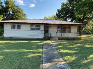 Foreclosed Home - 628 MAPLE ST, 67336