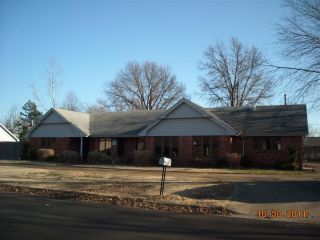 Foreclosed Home - 1124 30TH DR, 67357