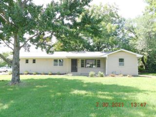 Foreclosed Home - 1413 S 32nd St, 67357