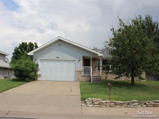 Foreclosed Home - 1209 EASTGATE DR, 67401