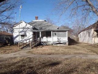 Foreclosed Home - 916 W WALNUT ST, 67401