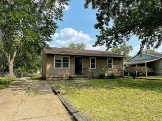Foreclosed Home - 1304 N 5TH ST, 67401