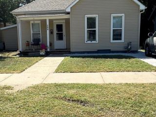 Foreclosed Home - 917 W WALNUT ST, 67401